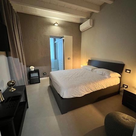 V&B Suites And Apartments Pavia Ngoại thất bức ảnh